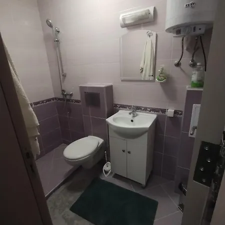 62a Doctor Luben Lazarov Street *